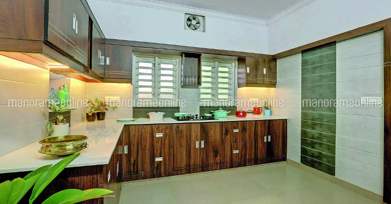 27-lakh-home-payyoli-kitchen