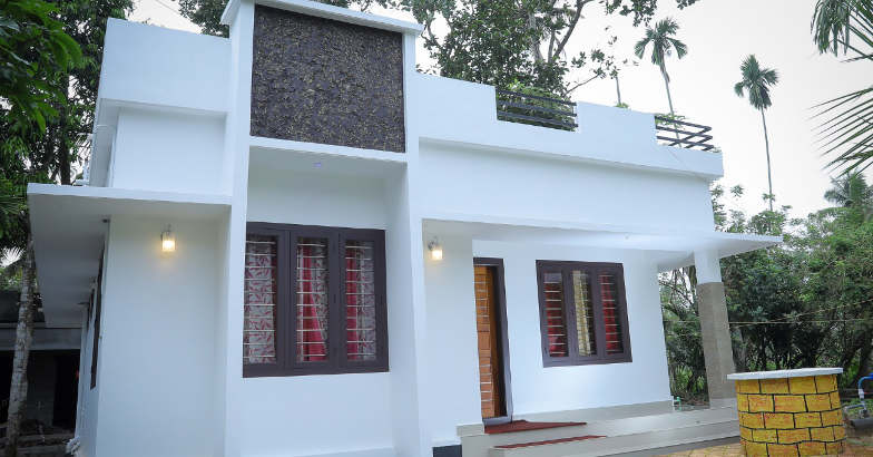 11-lakh-home-exterior