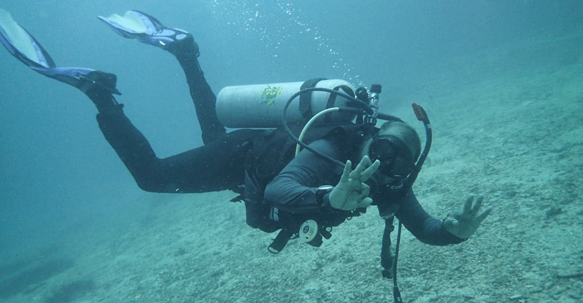 underwater-dive
