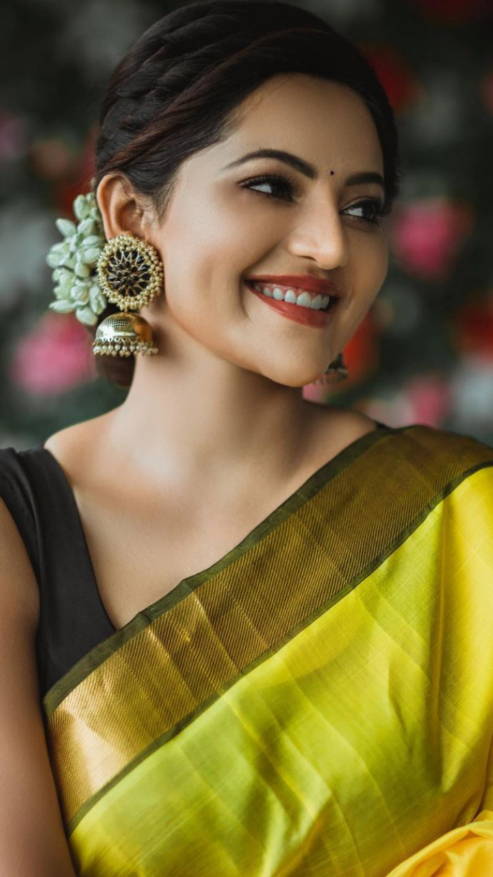 Shilpa Reddy on Twitter RaashiKhanna looks ethereal in this beautiful  Kerala saree inspired lehenga from shilpareddystudio  httpstcoF9LfnLCTxu  Twitter